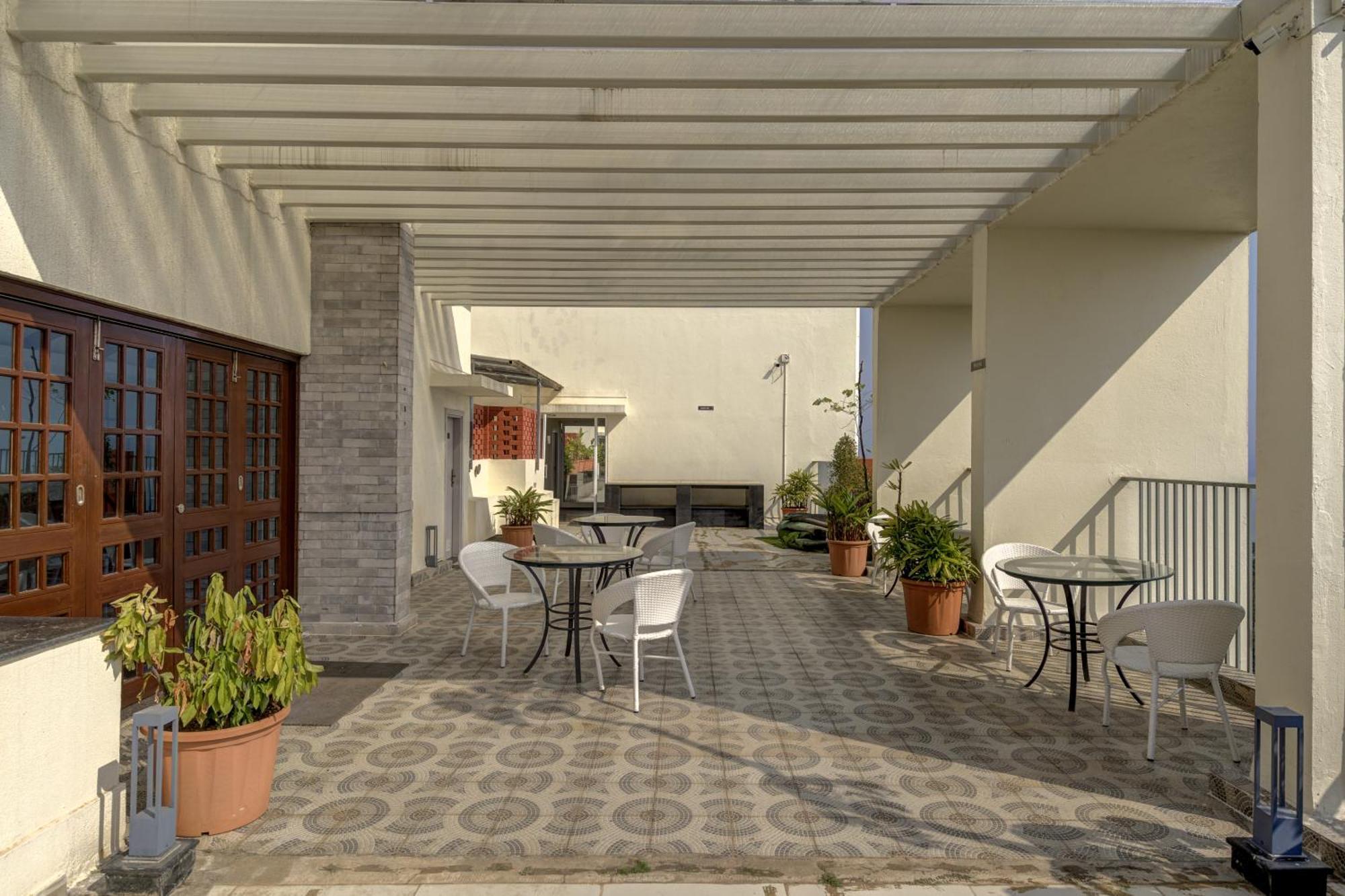 Luxe 2Bhk 10Min From Goi Airport With Pool Access Apartamento Dabolim Exterior foto